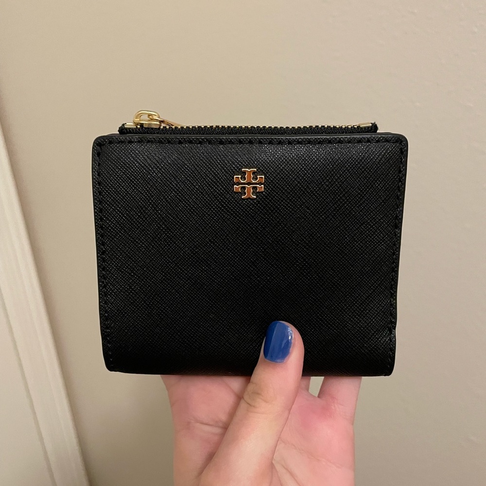 Tory Burch wallet